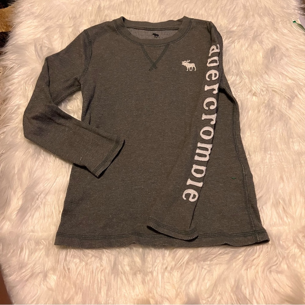 Toddler boy size 5/6 Abercrombie kids long sleeve thermal